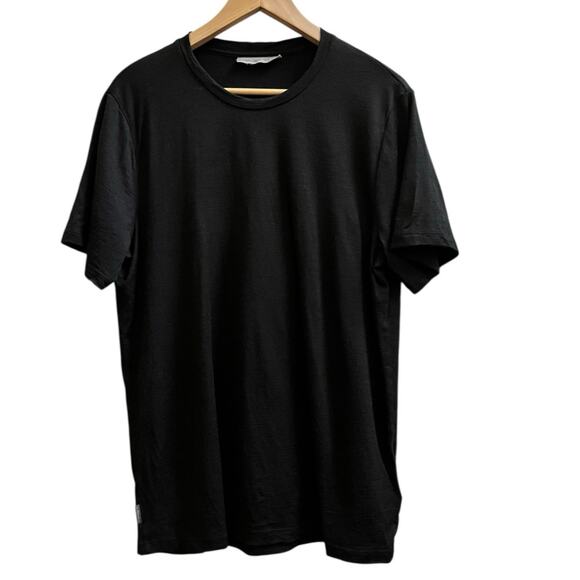 Icebreaker Men’s Black Wool Crewneck Short Sleeve Tee Shirt Medium Everyday - Picture 2 of 9
